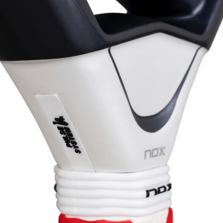 Ракетка для падел тенниса Nox AT10 Luxury Genius 12K Alum XTREM LITE by Agustin Tapia 2026