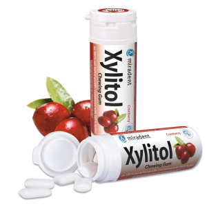 СРОК 06.26 Жевательная резинка Miradent Xylitol со вкусом клюквы (30 шт)