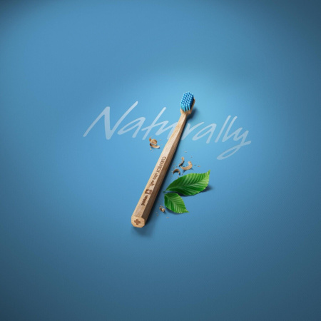 Зубная щетка CURAPROX CS Eco Wood (CS4440) СИНЯЯ