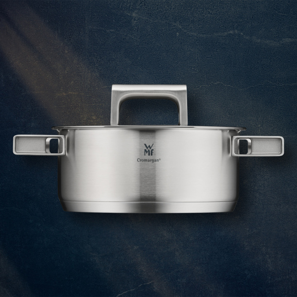 1794206030 Низкая кастрюля с крышкой WMF Ultimate Cool 20 см