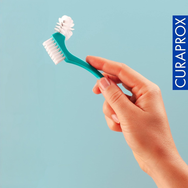 Щетка CURAPROX для ухода за зубными протезами Curadent зеленая (BDC152)